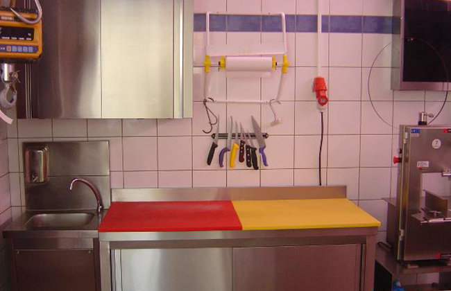 gourlas-04.jpg