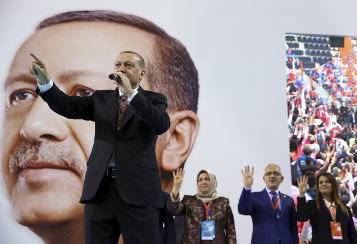 erdogan1 AP_18069520776147.jpg