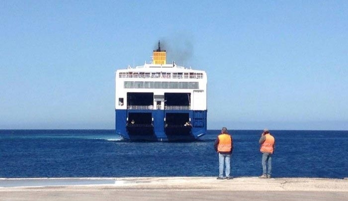 Πανηγυρική υποδοχή του Blue Star 2 στην Κάρπαθο