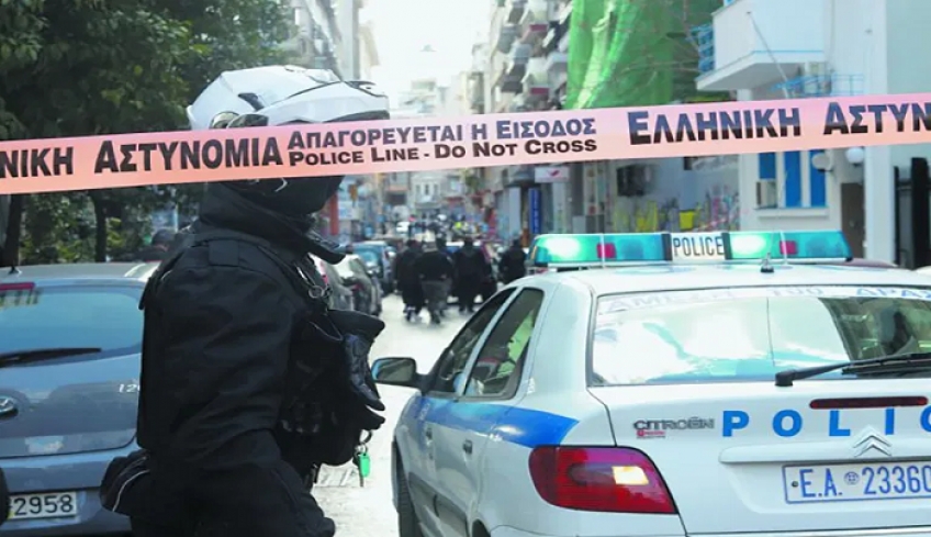 Σε αμόκ 54χρονος μαχαίρωσε περαστικούς με ματσέτα – Τέσσερις τραυματίες