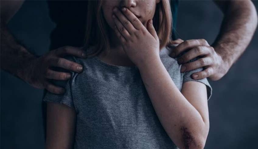 Η παιδεραστία δεν «εξαργυρώνεται» με δήθεν «δωρεές « φιλανθρωπίες» και ούτε μπορεί να τους δέχεται…. η κοινωνία .
