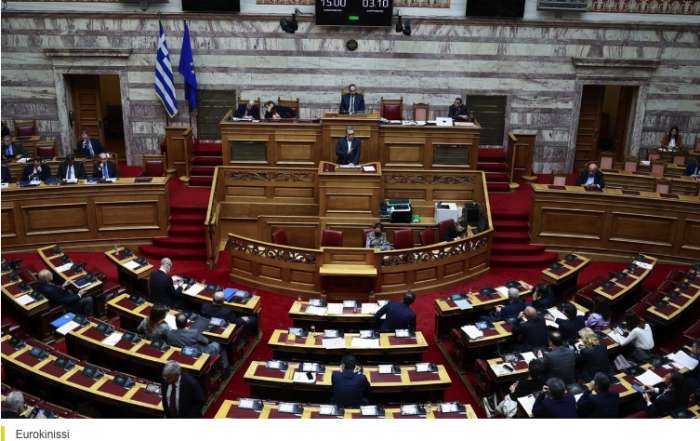 Φορολογικό νομοσχέδιο: Σήμερα η ψηφοφορία στη Βουλή - Αναμένονται βελτιωτικές τροποποιήσεις