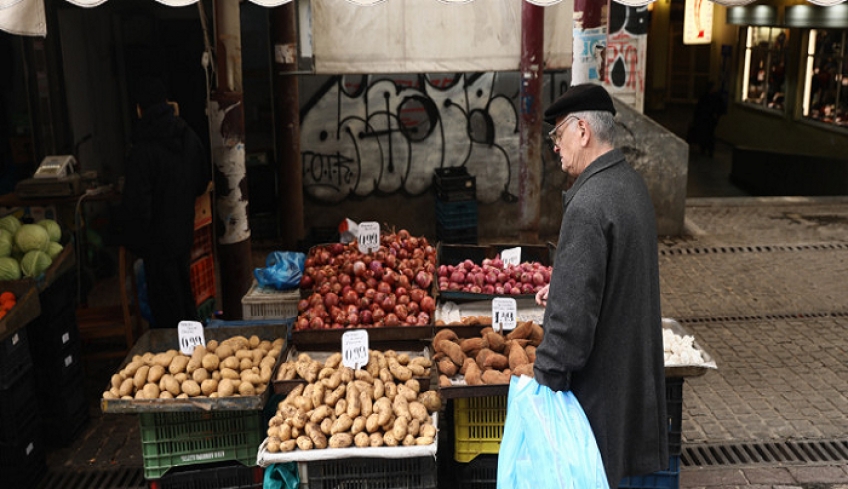 Νωρίτερα οι συντάξεις Φεβρουαρίου με απόφαση Βρούτση- Πότε θα καταβληθούν τα χρήματα