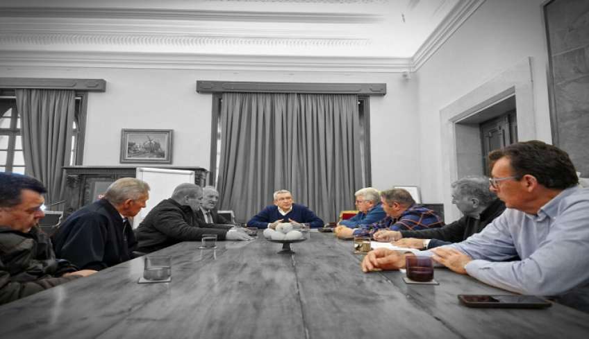 Συνεργασία του Περιφερειάρχη Γιώργου Χατζημάρκου με κοινοτάρχες της Νότιας Ρόδου