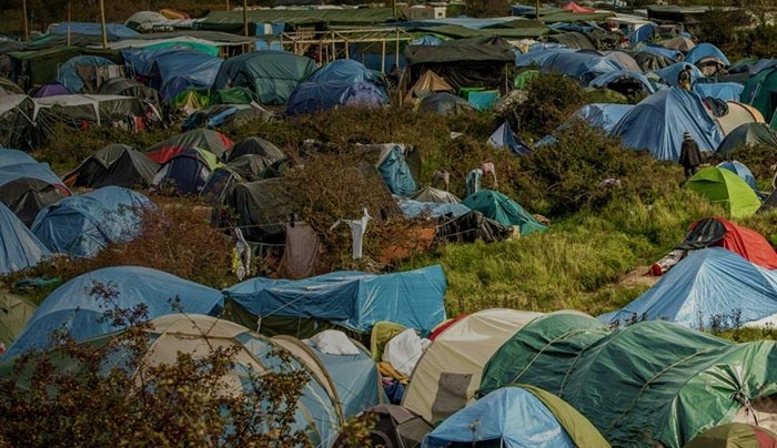 Η καθυστέρηση στα hotspot μας φέρνει πιο κοντά στην έξοδο από τη Σένγκεν