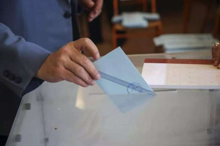 ΣΥΡΙΖΑ: Αισιοδοξία με το «βλέμμα» στις δημοσκοπήσεις και «πλώρη» για τον στόχο των ευρωεκλογών
