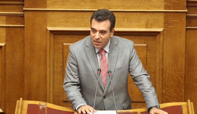 Μ. ΚΟΝΣΟΛΑΣ: «Επείγουσα ανάγκη η άμεση μετακίνηση των 339 παράνομων μεταναστών και προσφύγων από το Αγαθονήσι»