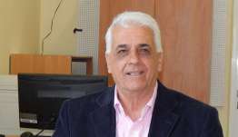 Κ. Καϊσερλης: Απίστευτο! Ο Δε Λαστίκ αιώνες τώρα βλέπει και ακούει! Να διαβάζει όμως δεν το περίμενα