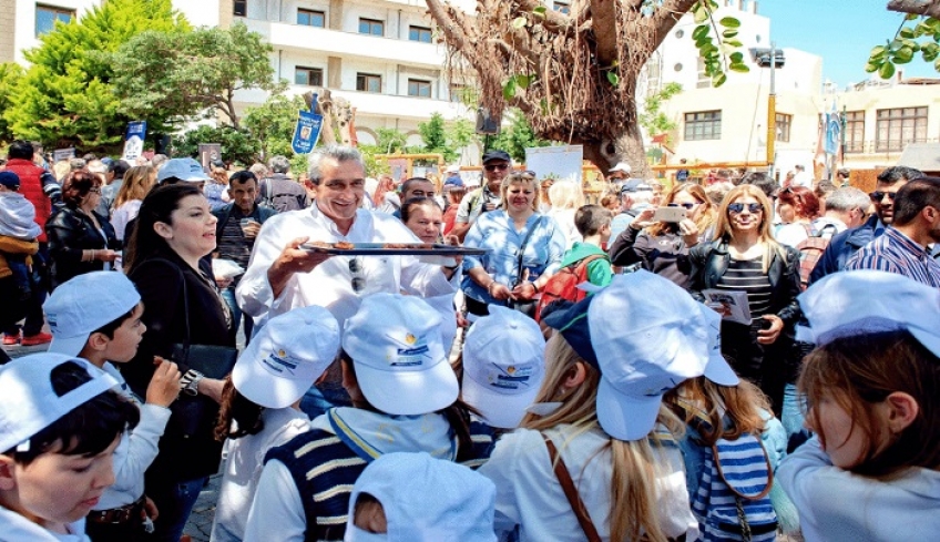 Μια μεγάλη γιορτή γαστρονομίας από τις μαμάδες του Αιγαίου για την Ημέρα της Μητέρας, στο κέντρο της Ρόδου