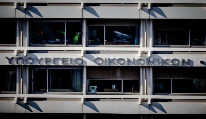 Και πάλι πρωταθλήτρια η Ελλάδα στη μείωση του χρέους
