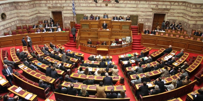 Χωρίς Δώρο οι εργαζόμενοι αλλά όχι και τα κόμματα