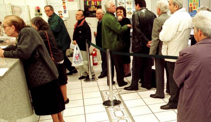 Δημόσιο: Ποιοι μπορούν να πάρουν σύνταξη πριν τα 67