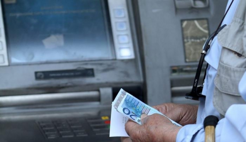 Κοινωνικό Μέρισμα: Αυτά είναι τα ποσά – Ποιοι θα πάρουν από 250 ως 900 ευρώ – Η παγίδα με τα ακίνητα [Πίνακες]