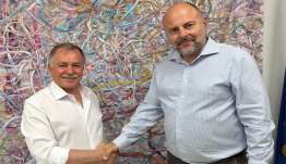 «Υπεγράφη στα γραφεία του ΤΕΕ στην Αθήνα, η σύμβαση παραχώρησης του ιστορικού “Στρατώνα Καραμπινιέρων” Καλύμνου».