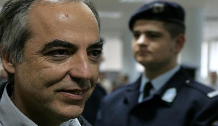 Δημήτρης Κουφοντίνας: Δυο μέρες άδεια, τέσσερις φορές στο Αστυνομικό Τμήμα