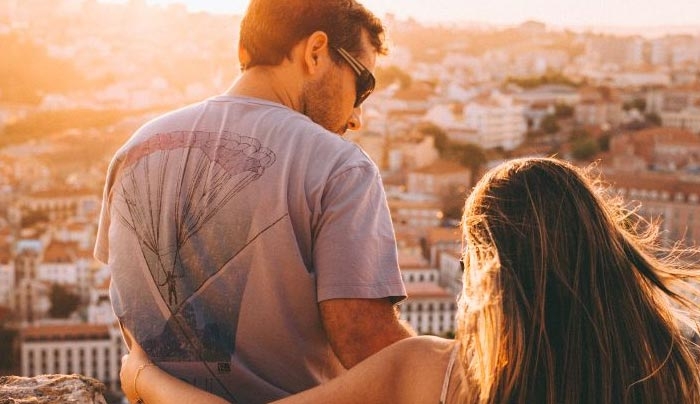 Τα αλάνθαστα σημάδια ότι η σχέση έχει τελειώσει (για εκείνον)