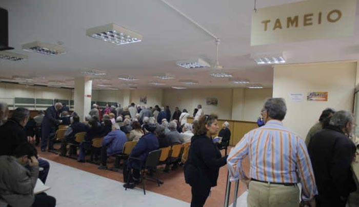 Κάτι κινείται στα εφάπαξ: Ποιοι θα είναι οι «τυχεροί» του 2017