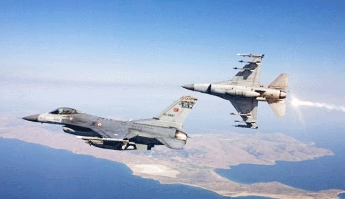 Νέες προκλήσεις των Τούρκων μεταξύ Λέσβου και Χίου