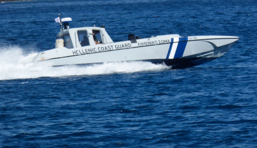 Ακυβέρνητος σκάφος με 170 αλλοδαπούς στο λιμάνι της Καλαμάτας