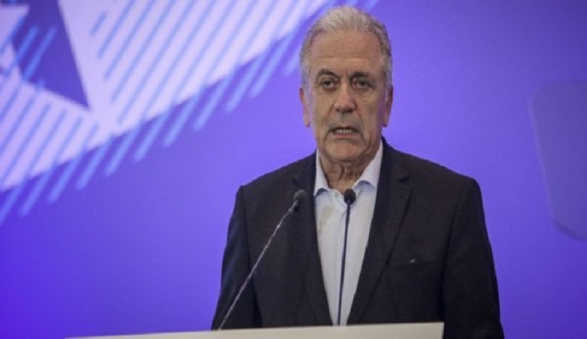 Αβραμόπουλος: Να κάνουμε την επανεγκατάσταση προσφύγων προτεραιότητα