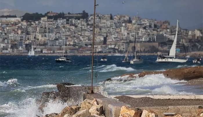 Καιρός σήμερα: Ανεβαίνει η θερμοκρασία, δυναμώνουν οι άνεμοι – Αναλυτική πρόγνωση