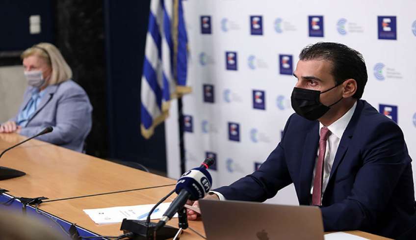 Τέταρτη δόση εμβολίου για τον κορωνοϊό: Σε ποιους συστήνεται και πότε