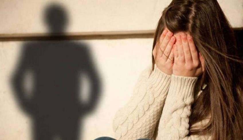 Σάλος στον Πειραιά: Πρώην μαέστρος του Λιμενικού αποπλανούσε 11χρονες μαθήτριες