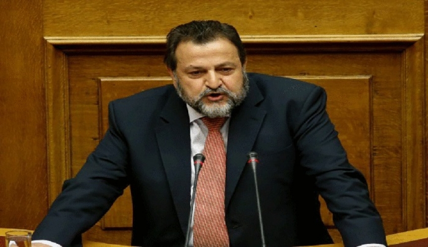 «Η Κυβέρνηση εκβιάζει τα 5 νησιά παρατείνοντας το μειωμένο ΦΠΑ μόνο όσο διάστημα θα δέχονται αδιαμαρτύρητα πολλαπλάσιους μετανάστες»