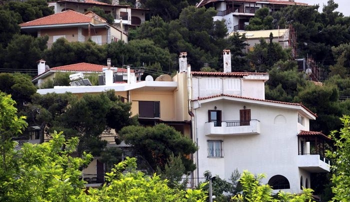 Κι άλλος «πονοκέφαλος»: 1.000 ευρώ οι νέες επιβαρύνσεις για τα ακίνητα
