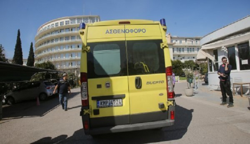 Με τετραπληγία ο 24χρονος που βούτηξε για τον σταυρό