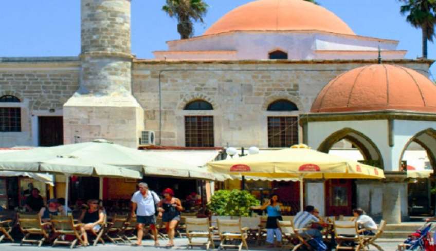 Αλλαγές χρήσης 2 κτιρίων σε ξενοδοχεία στην Κω και στα Χανιά