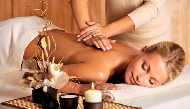 Planet Gym: Απίστευτη Προσφορά - 6 Back Neck Massage MONO 50 EΥΡΩ!
