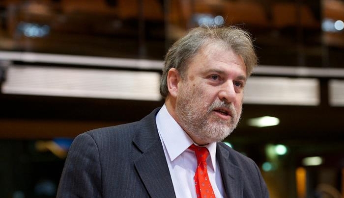 Νότης Μαριάς: «ΟΧΙ στη γερμανοποίηση των 14 περιφερειακών αεροδρομίων