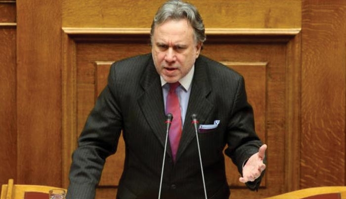 Κατρούγκαλος: Χωρίς εισοδηματικά κριτήρια η απονομή των συντάξεων