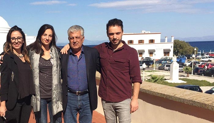 Το εμβληματικό έργο της Λούλας Αναγνωστάκη «Η παρέλαση», ανεβαίνει σε  Ρόδο, Πάτμο, Λέρο, Κάλυμνο και Κω, υπό την αιγίδα της Περιφέρειας Νοτίου Αιγαίου