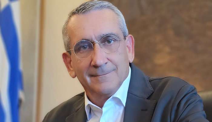 Γιώργος Χατζημάρκος: “Μπορούμε να κάνουμε με πράξεις το 2025,  μια χρονιά - ορόσημο για όλα τα νησιά μας”
