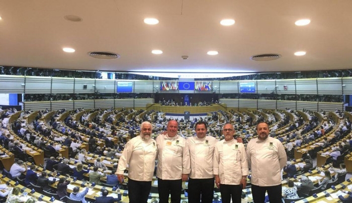 Μάγεψαν τις Βρυξέλλες οι γεύσεις του Αιγαίου