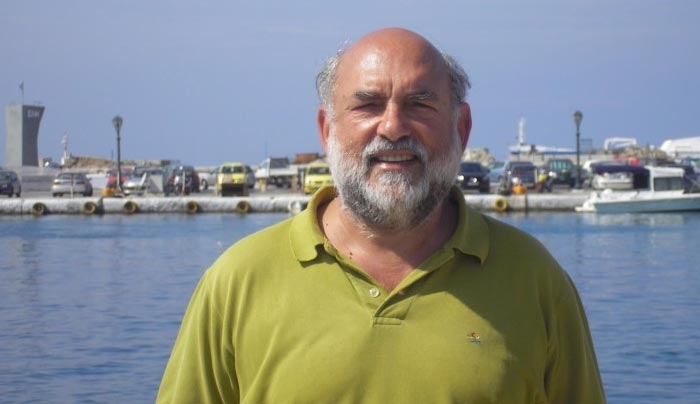 Συρμαλένιος: Προτείνει ενοποίηση των Περιφερειών Βορείου και Νοτίου Αιγαίου