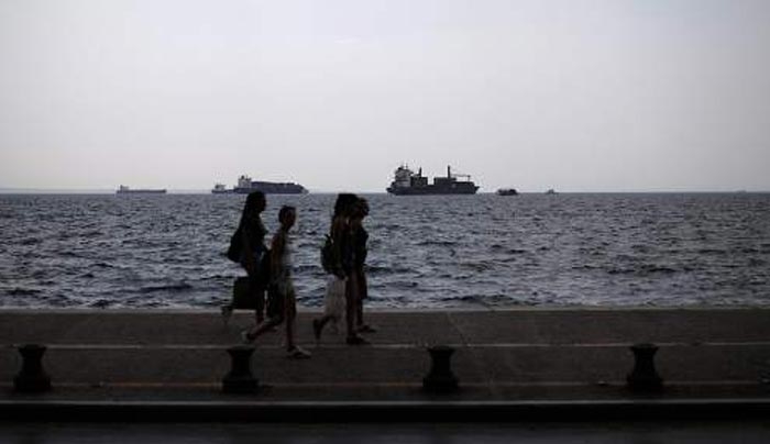 Βροχές και συννεφιά σήμερα -Μικρή άνοδος θερμοκρασίας
