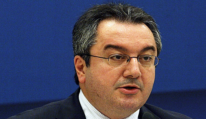 Αποκαλυπτική ανάλυση Μόσιαλου – Τι ξέρουμε για την παραλλαγή Όμικρον – Τα πιθανά σενάρια, οι φόβοι, τι πρέπει να κάνουμε