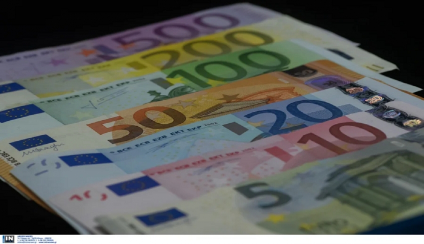 Κοινωνικό μέρισμα: Στα ATM τα χρήματα αλλά με «ψαλίδι» στους δικαιούχους