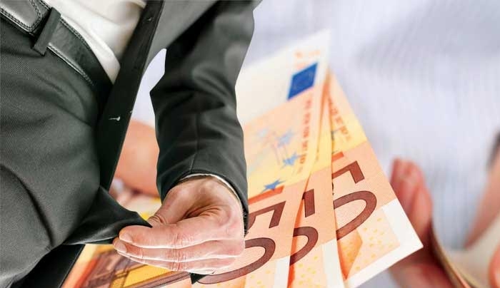 Τελευταία ευκαιρία για τα κόκκινα δάνεια - Οι τράπεζες στέλνουν ραβασάκια