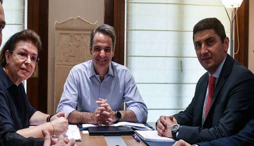 Επίσκεψη Μητσοτάκη στο υπουργείο Πολιτισμού