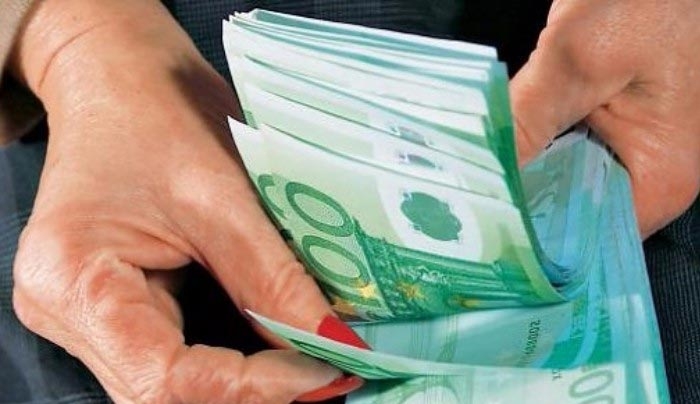 Θύματα απατεώνα έπεσαν επιχειρηματίες στη Ρόδο και την Κω
