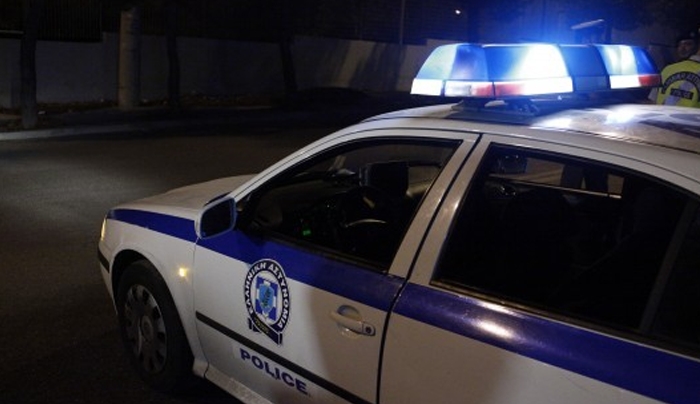 To βίντεο ντοκουμέντο από το πανηγύρι στη Ρόδο - Προπηλάκισαν τους εφοριακούς που έκαναν απλά ελέγχους