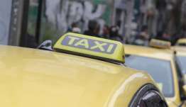 Ικανοποίηση ΣΑΤΑ για τις αλλαγές στα κόμιστρα των ταξί: «Δικαίωση μιας επίμονης διεκδίκησης»