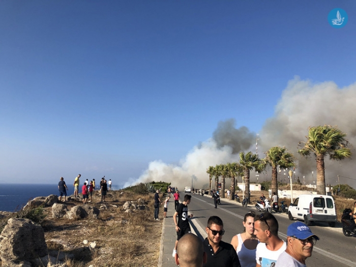 Φωτιά στο Mόντε Σμίθ