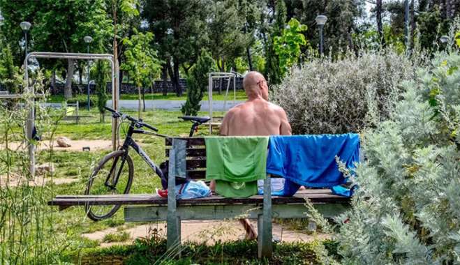 Καιρός σήμερα: Καλοκαίρι με 34άρια – Τοπικές βροχές στα βόρεια και ανατολικά ηπειρωτικά