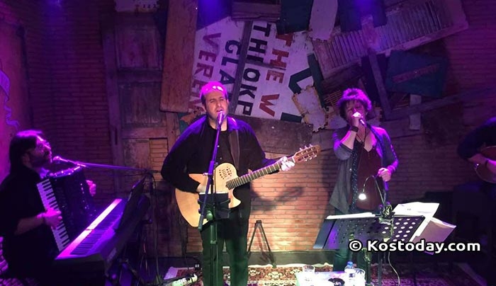 "Μάγεψε" η Φωτεινή Βελεσιώτου στο Lab Art Cafe (φωτό-βίντεο)