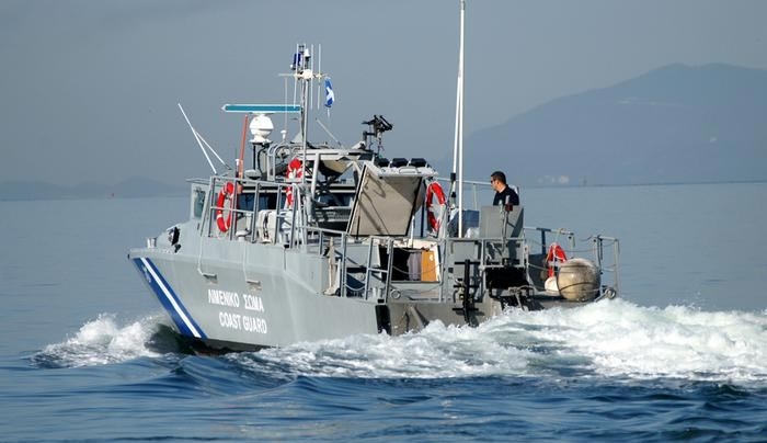 Ανατροπή λέμβου στη Λέσβο - Ένα κοριτσάκι ανασύρθηκε νεκρό